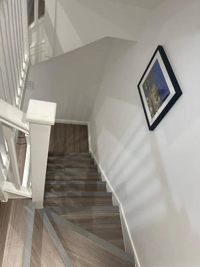 Riverside Premium En Suite Double Room E14 London 0*,
